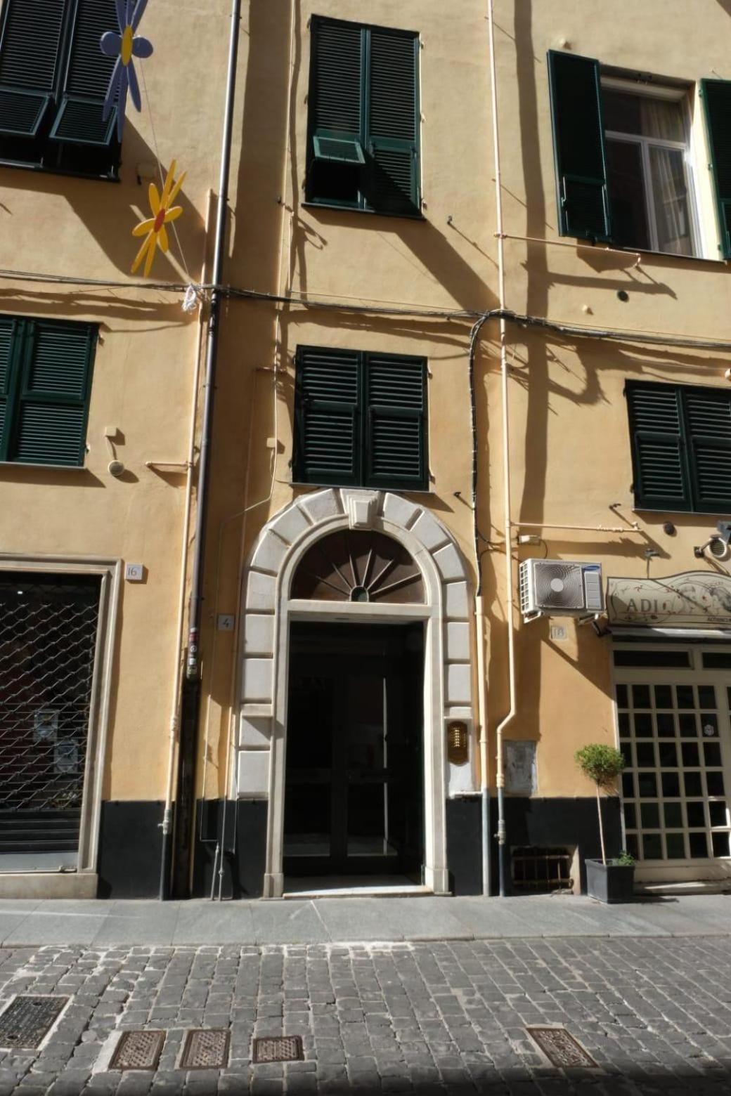 Nel Cuore Di Genova - Siti Unesco-La Meridiana House Bagian luar foto